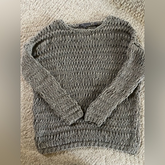 Vince Open Knit Gray Boatneck Sweater Wmn’s Sz XS - Picture 1 of 9